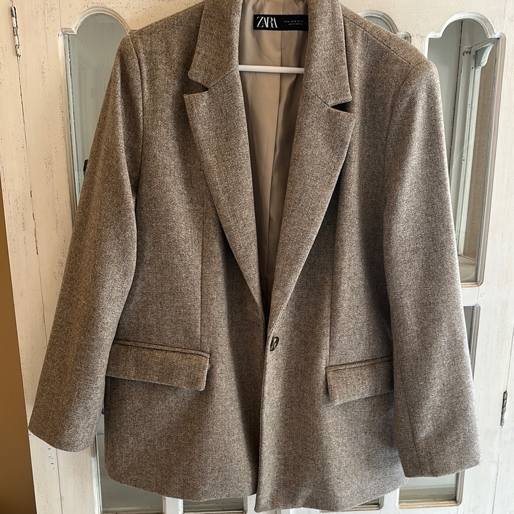 Zara Women's brownish Blazer